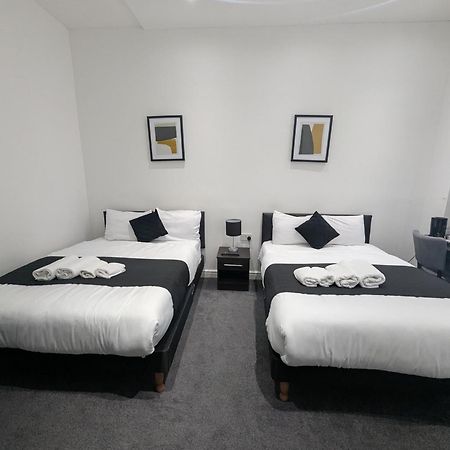Oyo Firs Lodge London Heathrow Hounslow Exteriér fotografie