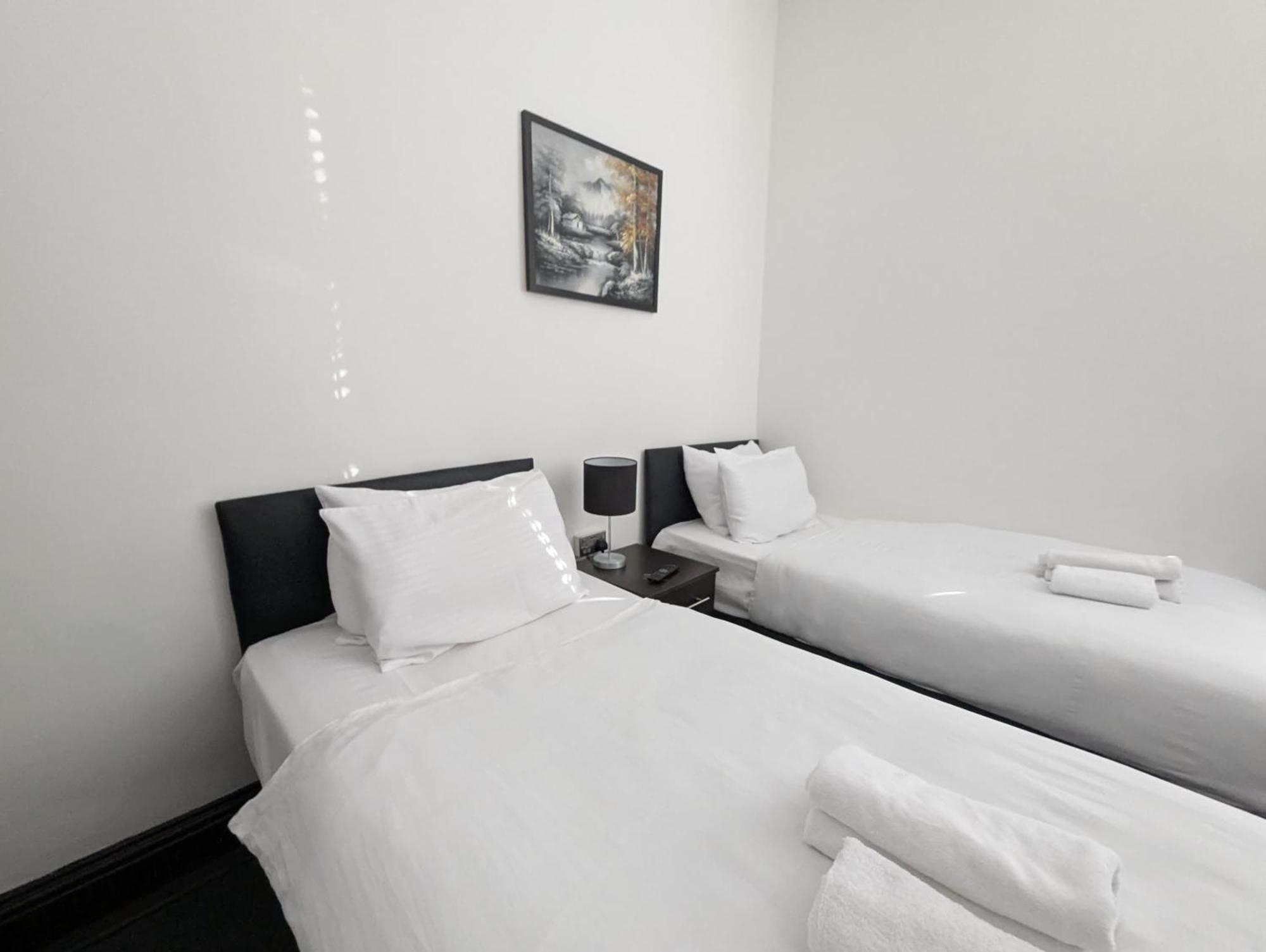 Oyo Firs Lodge London Heathrow Hounslow Exteriér fotografie