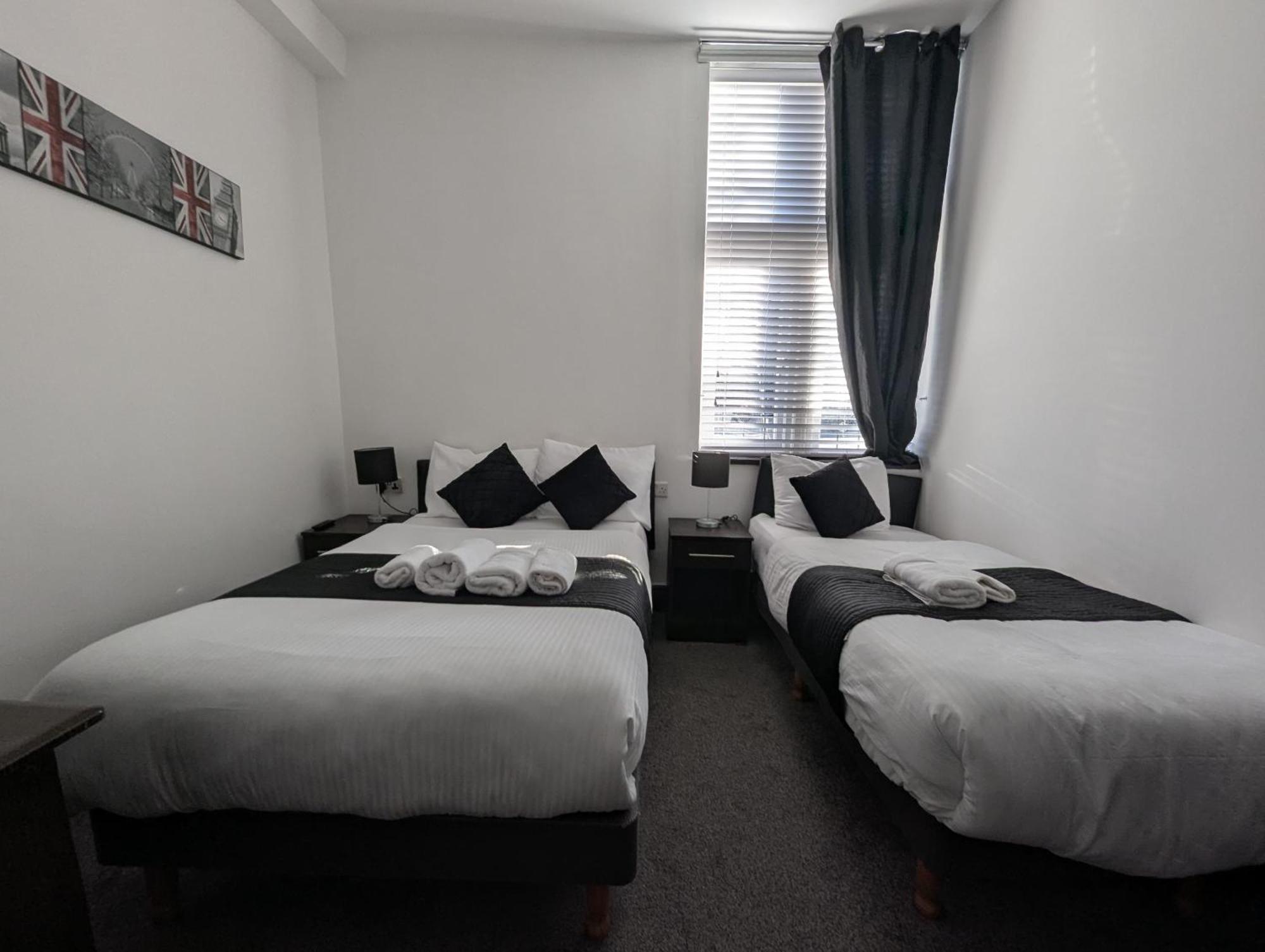 Oyo Firs Lodge London Heathrow Hounslow Exteriér fotografie