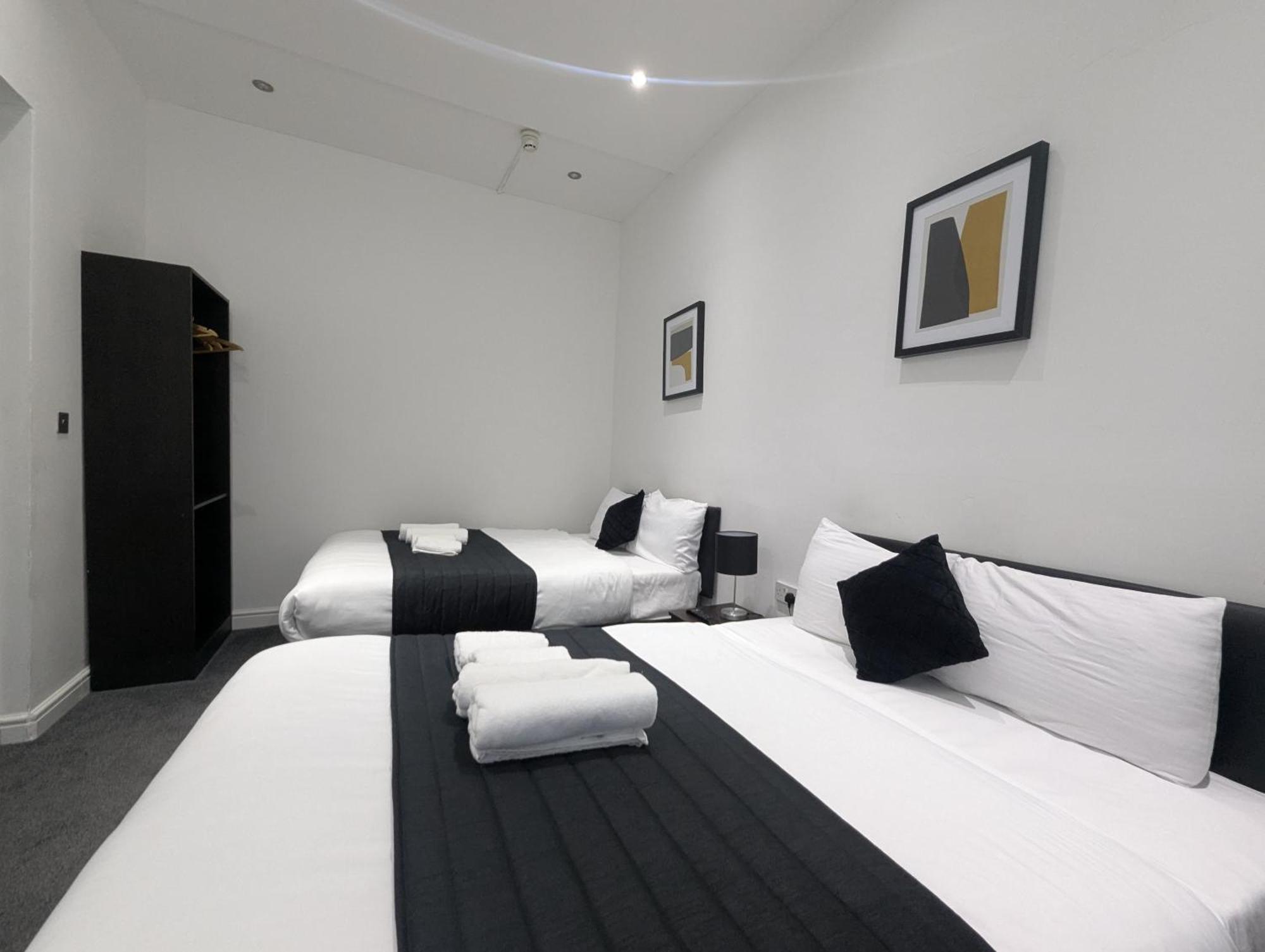 Oyo Firs Lodge London Heathrow Hounslow Exteriér fotografie