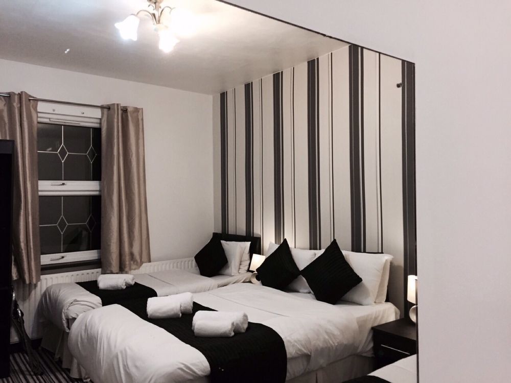 Oyo Firs Lodge London Heathrow Hounslow Exteriér fotografie