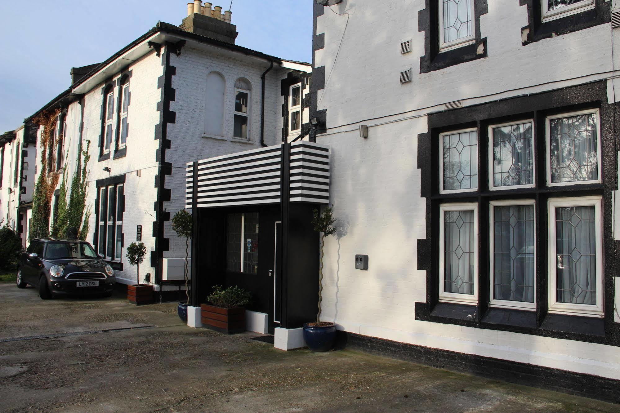 Oyo Firs Lodge London Heathrow Hounslow Exteriér fotografie